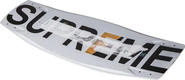 2022 ronix wakeboard supreme top 3 4 angle 2.jpg