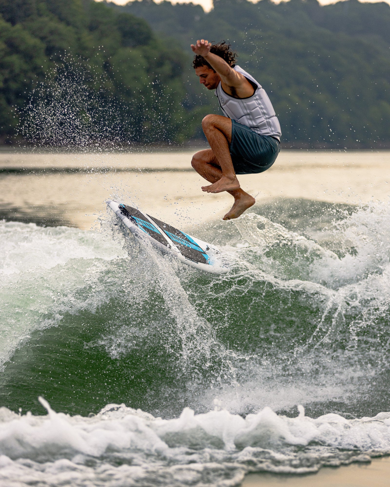 • Tabla de wakesurf - estilo surf - fase cinco - viper